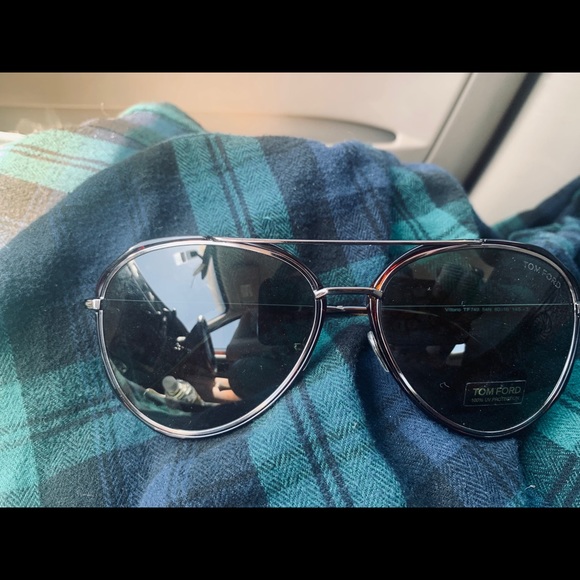 SOLD!!✨ - Picture 2 of 3